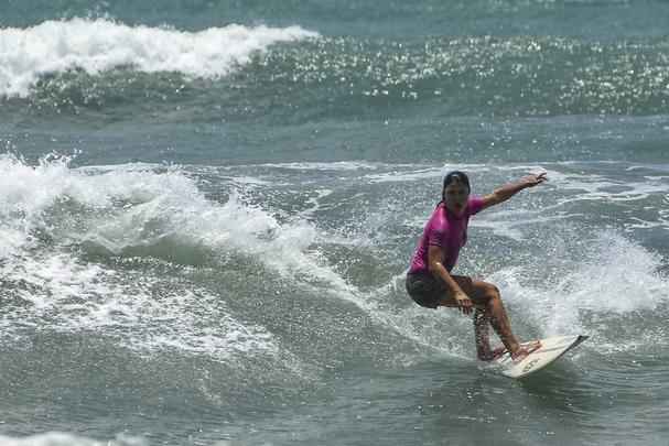 Projeto promove tambm o Maraca Surf Festival Feminino Open, evento dedicado  prtica da modalidade por mulheres