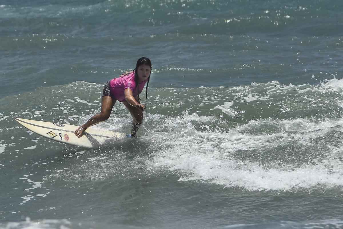 Projeto promove tambm o Maraca Surf Festival Feminino Open, evento dedicado  prtica da modalidade por mulheres
