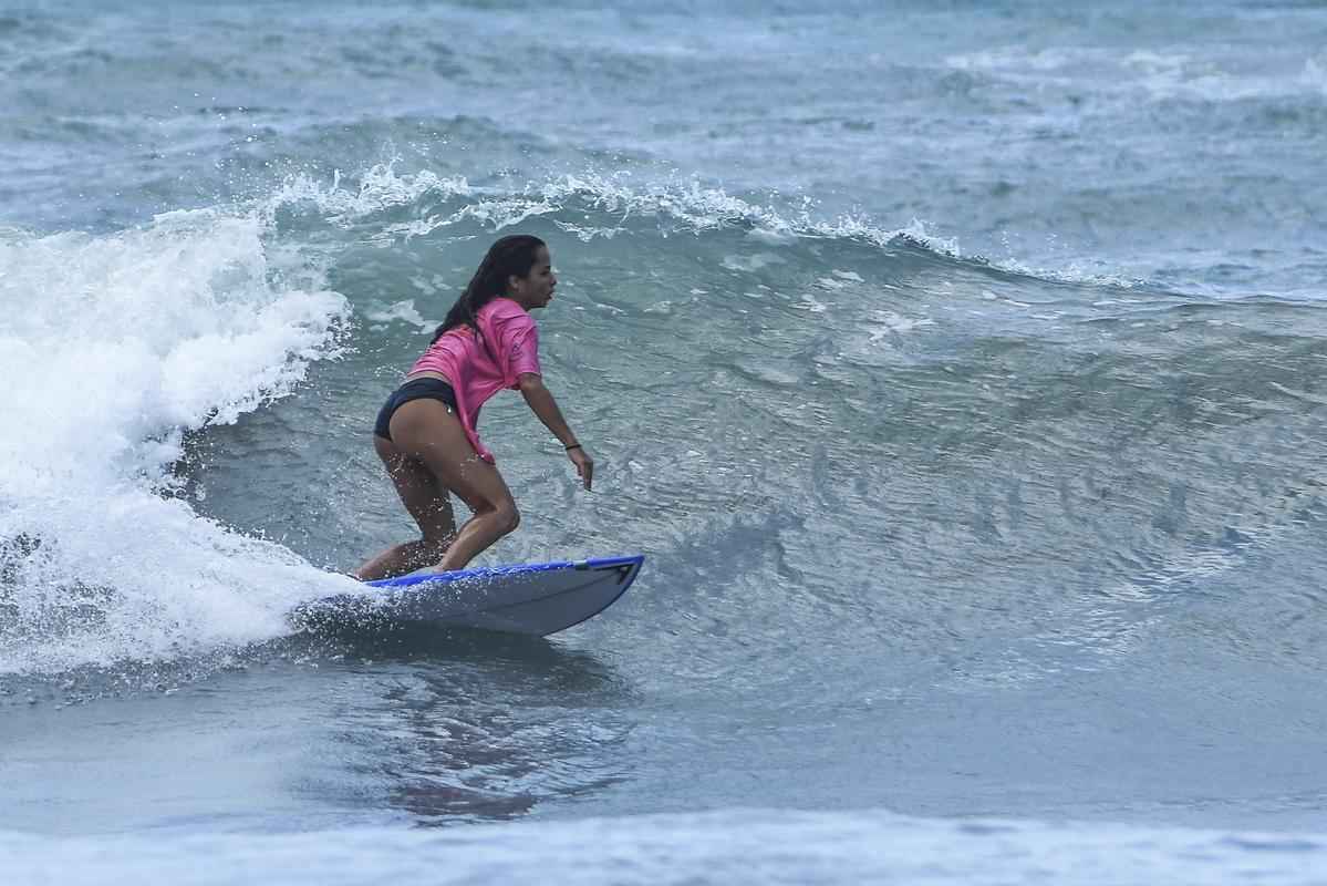 Projeto promove tambm o Maraca Surf Festival Feminino Open, evento dedicado  prtica da modalidade por mulheres