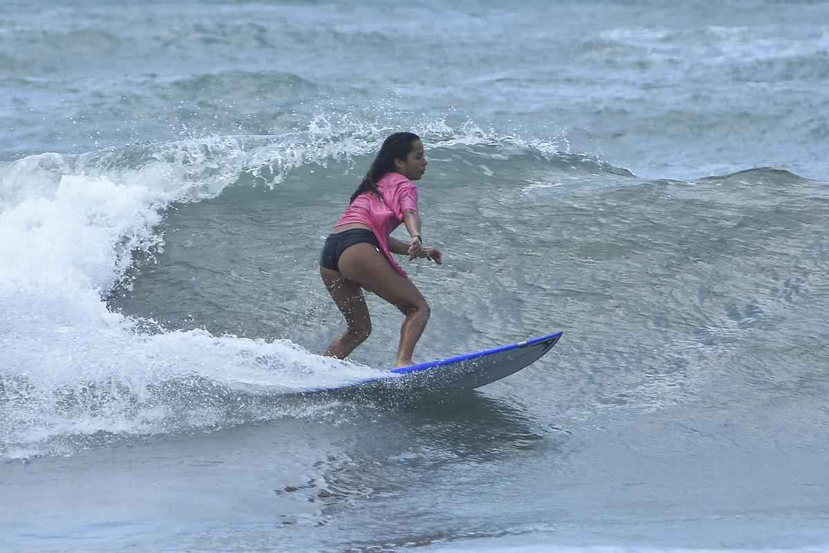 Projeto promove tambm o Maraca Surf Festival Feminino Open, evento dedicado  prtica da modalidade por mulheres