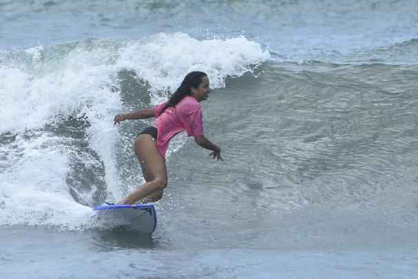 Projeto promove tambm o Maraca Surf Festival Feminino Open, evento dedicado  prtica da modalidade por mulheres