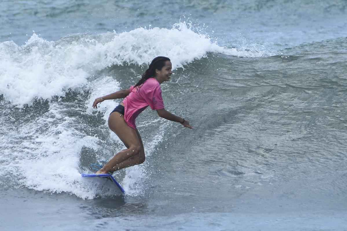 Projeto promove tambm o Maraca Surf Festival Feminino Open, evento dedicado  prtica da modalidade por mulheres