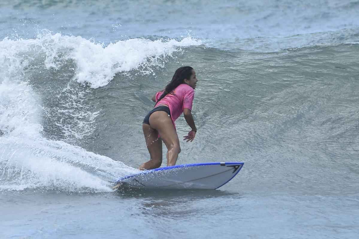 Projeto promove tambm o Maraca Surf Festival Feminino Open, evento dedicado  prtica da modalidade por mulheres