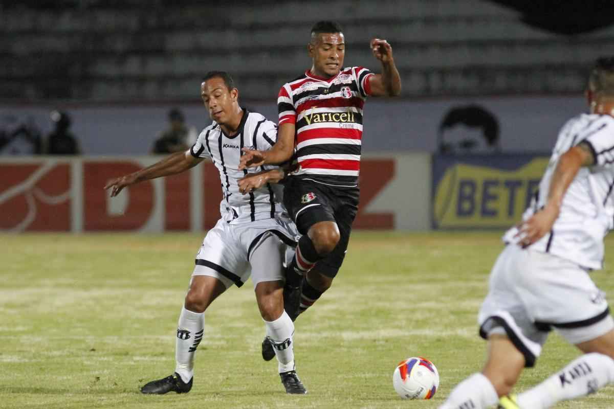 Em passagens pelo Santa Cruz entre 2015 e 2016, alm de 2018, Allan Vieira soma 58 partidas pelo Tricolor, com dois ttulos conquistados e uma acesso  Srie A