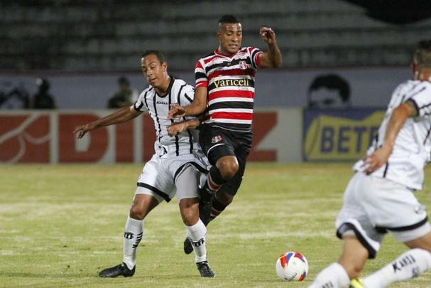 Em passagens pelo Santa Cruz entre 2015 e 2016, além de 2018, Allan Vieira soma 58 partidas pelo Tricolor, com dois títulos conquistados e uma acesso à Série A