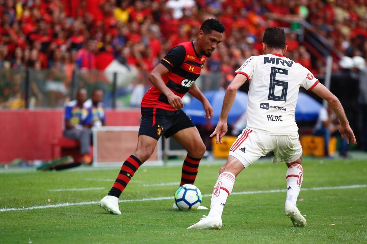 Duelo foi marcado pela improdutiva ofensiva do Rubro-negro pernambucano