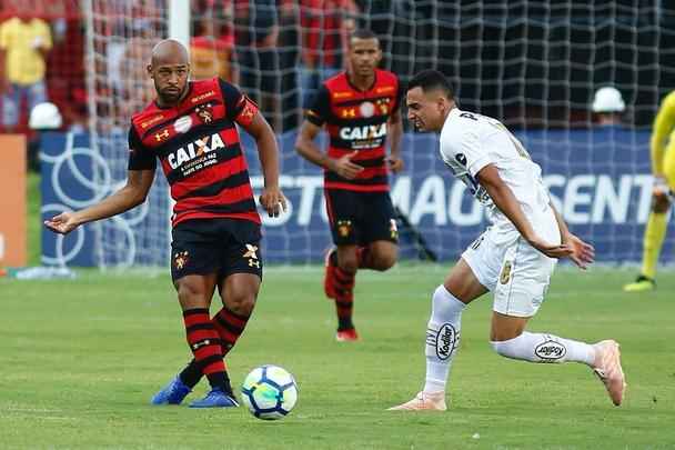 Sport chegou a vencer partida por 2 a 1, mas não conseguiu escapar do rebaixamento com resultados de vitória da Chapecoense e empate entre Ceará e Vasco