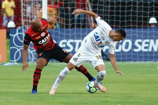 Sport chegou a vencer partida por 2 a 1, mas não conseguiu escapar do rebaixamento com resultados de vitória da Chapecoense e empate entre Ceará e Vasco