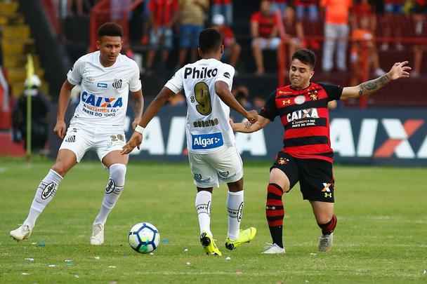 Sport chegou a vencer partida por 2 a 1, mas não conseguiu escapar do rebaixamento com resultados de vitória da Chapecoense e empate entre Ceará e Vasco