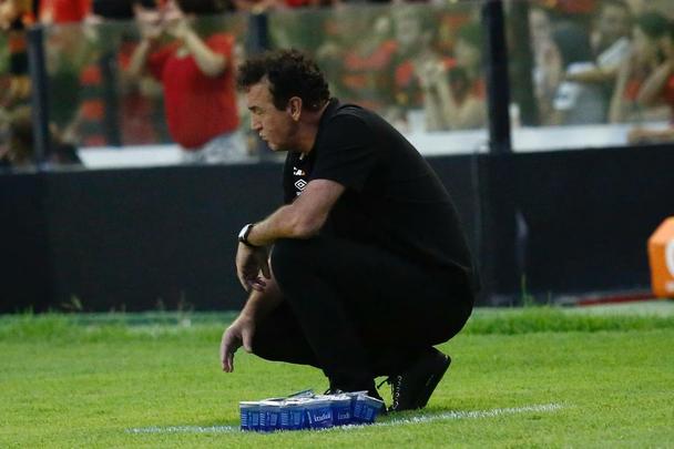 Sport chegou a vencer partida por 2 a 1, mas não conseguiu escapar do rebaixamento com resultados de vitória da Chapecoense e empate entre Ceará e Vasco