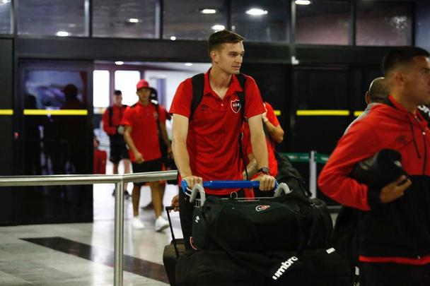 Equipe argentina participa de amistoso com Alvirrubro na reabertura dos Aflitos