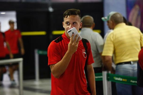 Equipe argentina participa de amistoso com Alvirrubro na reabertura dos Aflitos