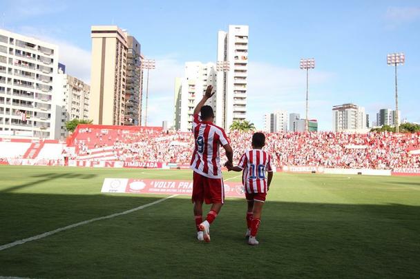 Torcida volta ao estdio com homenagem a dolo Kuki, apresentao oficial de Jorge Henrique e amistoso com Newell's Old Boys