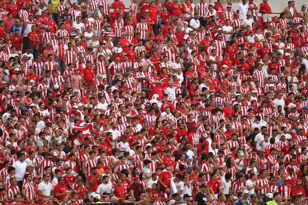 Torcida volta ao estdio com homenagem a dolo Kuki, apresentao oficial de Jorge Henrique e amistoso com Newell's Old Boys