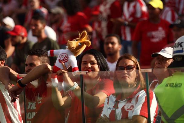 Torcida volta ao estdio com homenagem a dolo Kuki, apresentao oficial de Jorge Henrique e amistoso com Newell's Old Boys