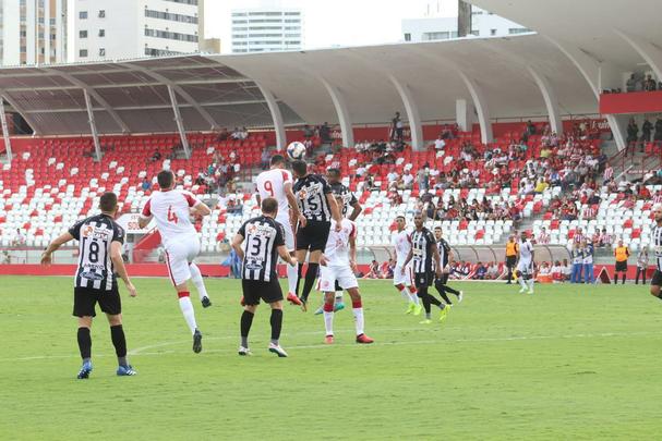 Alvirrubro fez partida aptica e decepcionou o seu torcedor nos Aflitos, em derrota para o Treze-PB