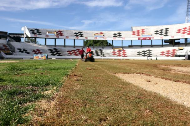 A data de entrega da reforma - que ainda no est definitivamente concluda - acontecer no dia em que o Santa Cruz vai estrear no Campeonato Pernambucano, contra o Amrica 