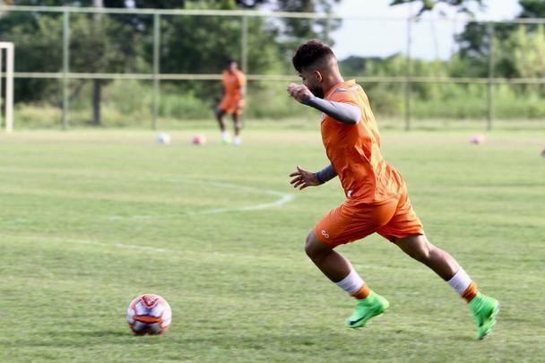 Elenco coral segue sua preparao para estreia no Campeonato Pernambucano, diante do Amrica, no prximo domingo, na Arena de Pernambuco
