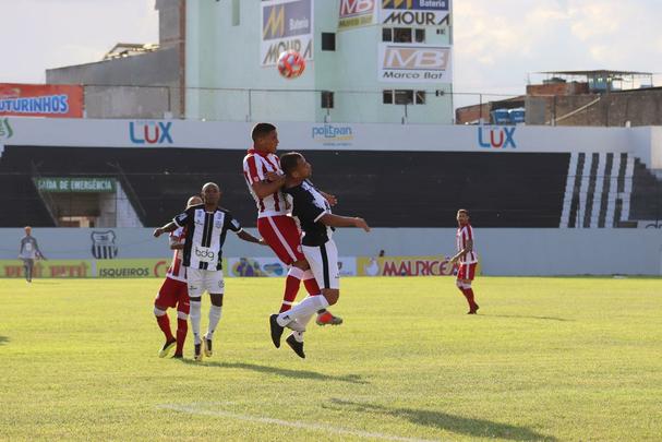 Com gol de empate do Nutico anotado pelo atacante Matheus Carvalho, equipe, entretanto, no conseguiu reagir  