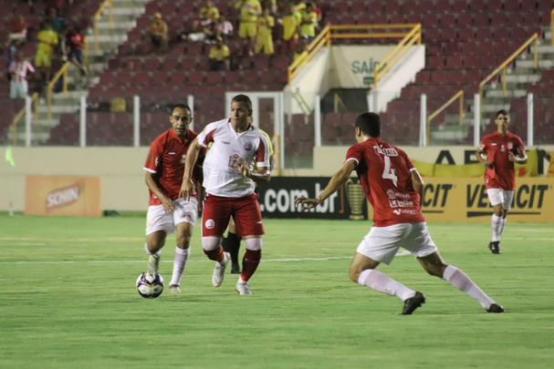 Gols da partida foram marcados pelo atacante Wallace Pernambucano e volante Maylson 