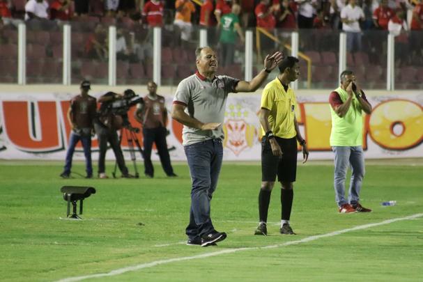 Gols da partida foram marcados pelo atacante Wallace Pernambucano e volante Maylson 