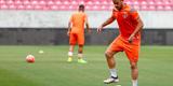 Tcnico Leston Jnior tem dvidas para a escalao do Tricolor para partida diante do Bahia, na Arena de Pernambuco, pelo Nordesto