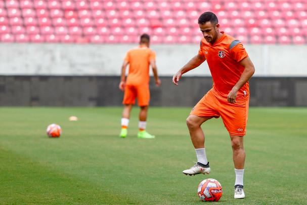 Técnico Leston Júnior tem dúvidas para a escalação do Tricolor para partida diante do Bahia, na Arena de Pernambuco, pelo Nordestão