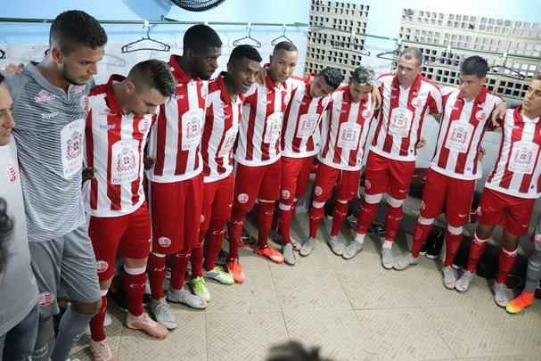 Salgueiro e N�utico est�o empatando em 0 a 0, no Corn�lio de Barros, em Salgueiro
