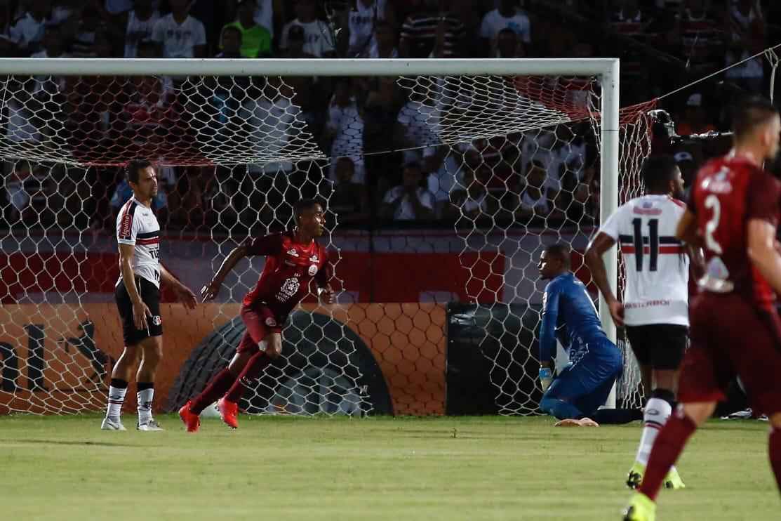 Clssico das Emoes disputado pela 2 fase da Copa do Brasil vale R$ 1,45 milho para o vencedor do confronto