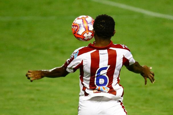 Em mata-mata único, Náutico e Vitória duelaram, nos Aflitos, por vaga nas semifinais do Campeonato Pernambucano.