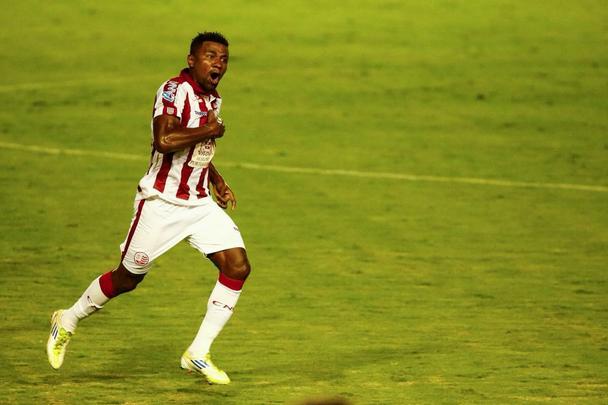 Em mata-mata único, Náutico e Vitória duelaram, nos Aflitos, por vaga nas semifinais do Campeonato Pernambucano.