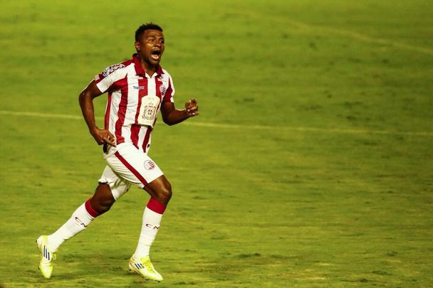 Em mata-mata único, Náutico e Vitória duelaram, nos Aflitos, por vaga nas semifinais do Campeonato Pernambucano.