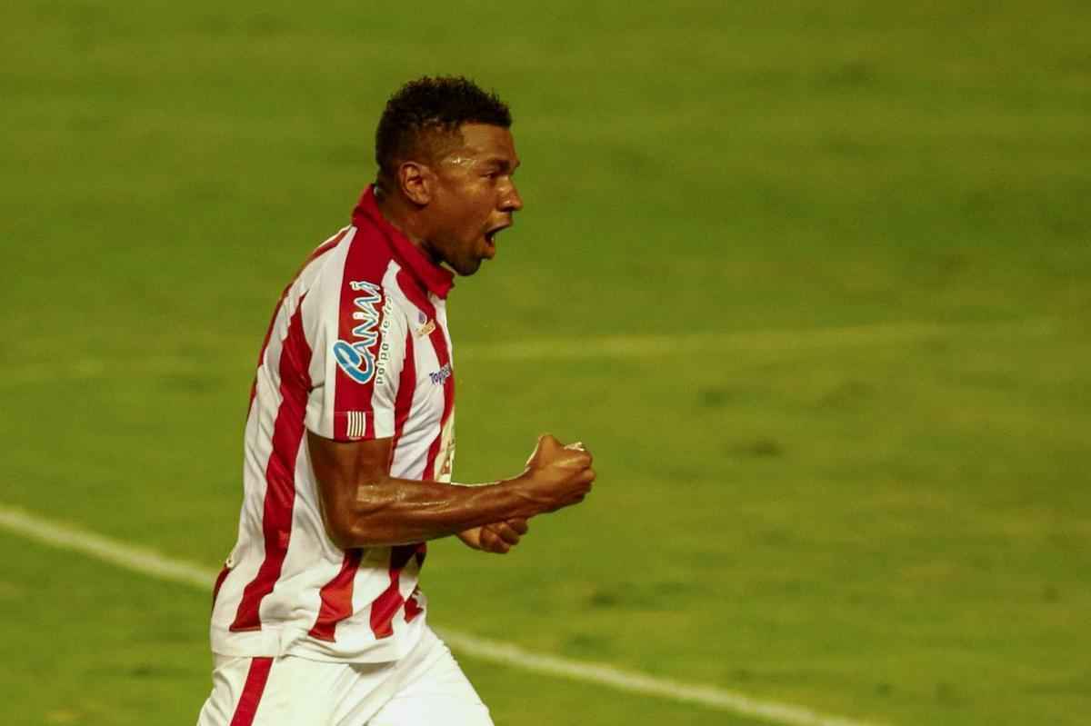 Em mata-mata nico, Nutico e Vitria duelaram, nos Aflitos, por vaga nas semifinais do Campeonato Pernambucano. 