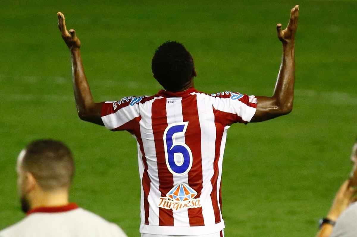 Em mata-mata nico, Nutico e Vitria duelaram, nos Aflitos, por vaga nas semifinais do Campeonato Pernambucano. 