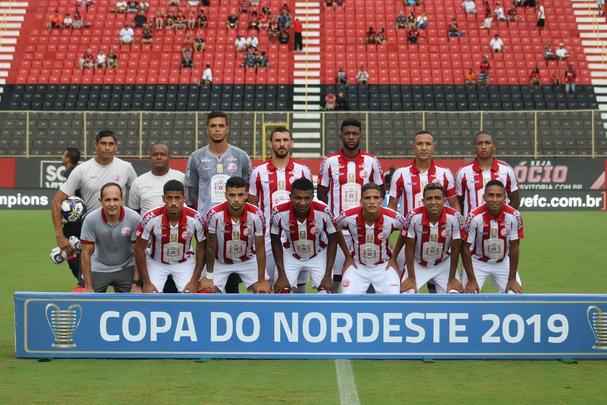 Fotos: Confira as imagens da partida entre Vitria e Nutico pela Copa do Nordeste