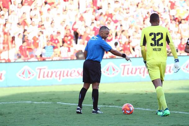 Primeira partida acontece no estdio dos Aflitos. No jogo da volta, o Leo decidir em casa 