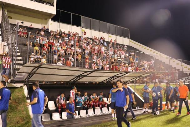 Equipes se enfrentaram neste domingo no est�dio Frasqueir�o, em Natal.