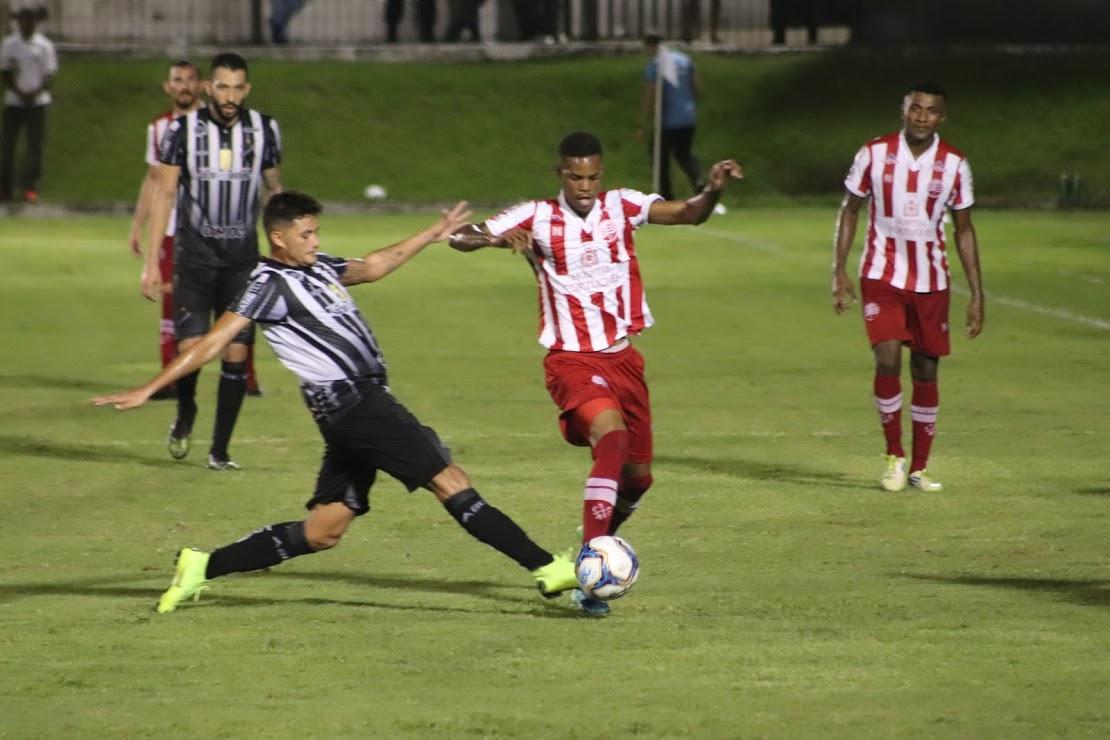 Equipes se enfrentaram neste domingo no estdio Frasqueiro, em Natal. 