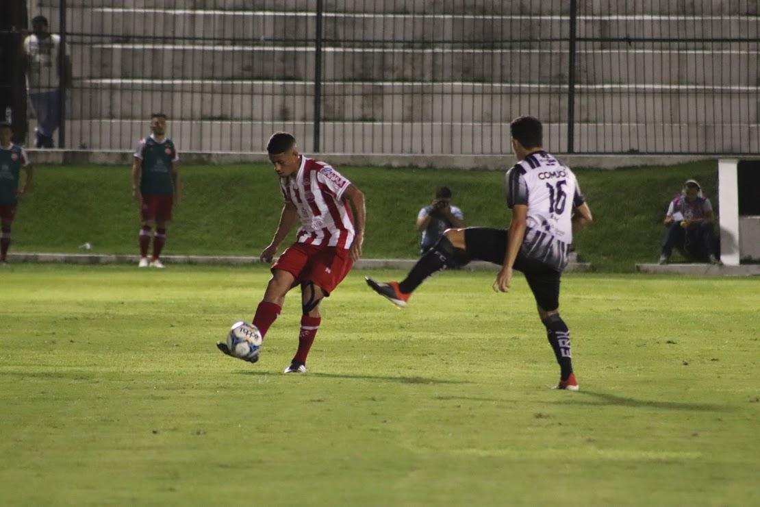 Equipes se enfrentaram neste domingo no estdio Frasqueiro, em Natal. 