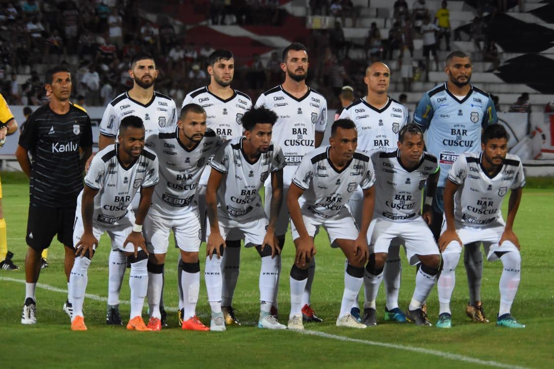 Santa Cruz enfrenta o Treze-PB na estreia de ambos os times na Srie C do Campeonato Brasileiro. A partida acontece no estdio do Arruda.