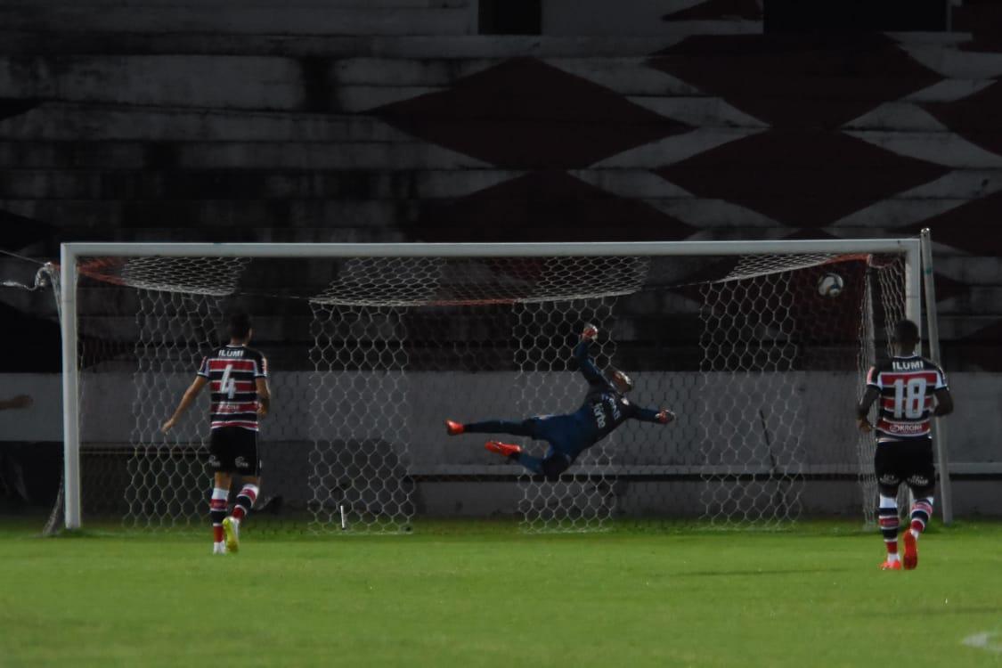 Santa Cruz enfrenta o Treze-PB na estreia de ambos os times na Srie C do Campeonato Brasileiro. A partida acontece no estdio do Arruda.