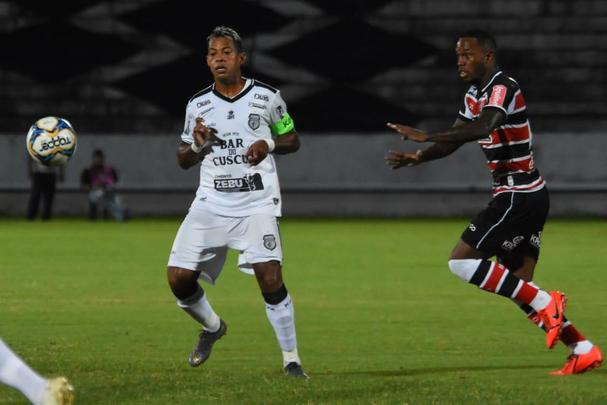 Santa Cruz enfrenta o Treze-PB na estreia de ambos os times na Série C do Campeonato Brasileiro. A partida acontece no estádio do Arruda.