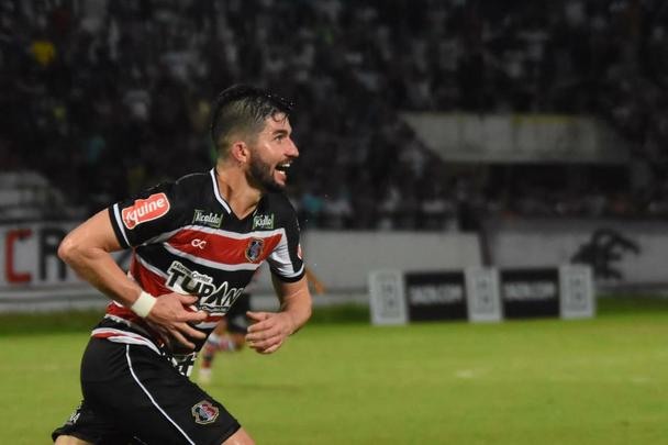 Após sair perdendo por 2 a 0 no primeiro tempo, Santa Cruz buscou o empate, que saiu aos 51 minutos da etapa final