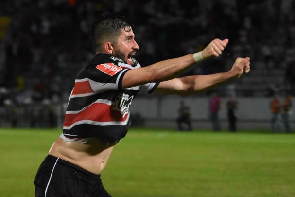 Após sair perdendo por 2 a 0 no primeiro tempo, Santa Cruz buscou o empate, que saiu aos 51 minutos da etapa final