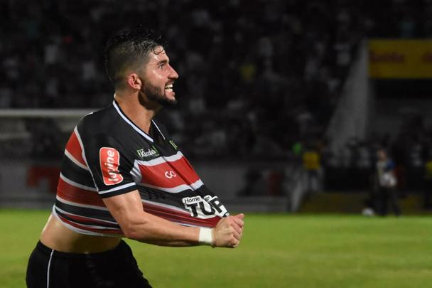 Após sair perdendo por 2 a 0 no primeiro tempo, Santa Cruz buscou o empate, que saiu aos 51 minutos da etapa final