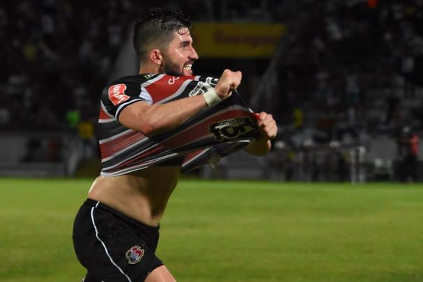 Após sair perdendo por 2 a 0 no primeiro tempo, Santa Cruz buscou o empate, que saiu aos 51 minutos da etapa final