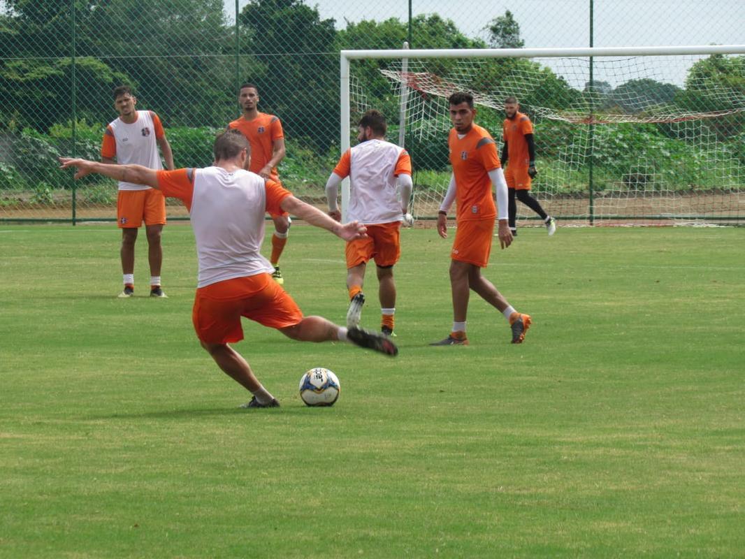 Tricolor encara o time cearense neste domingo, s 18h, fora de casa