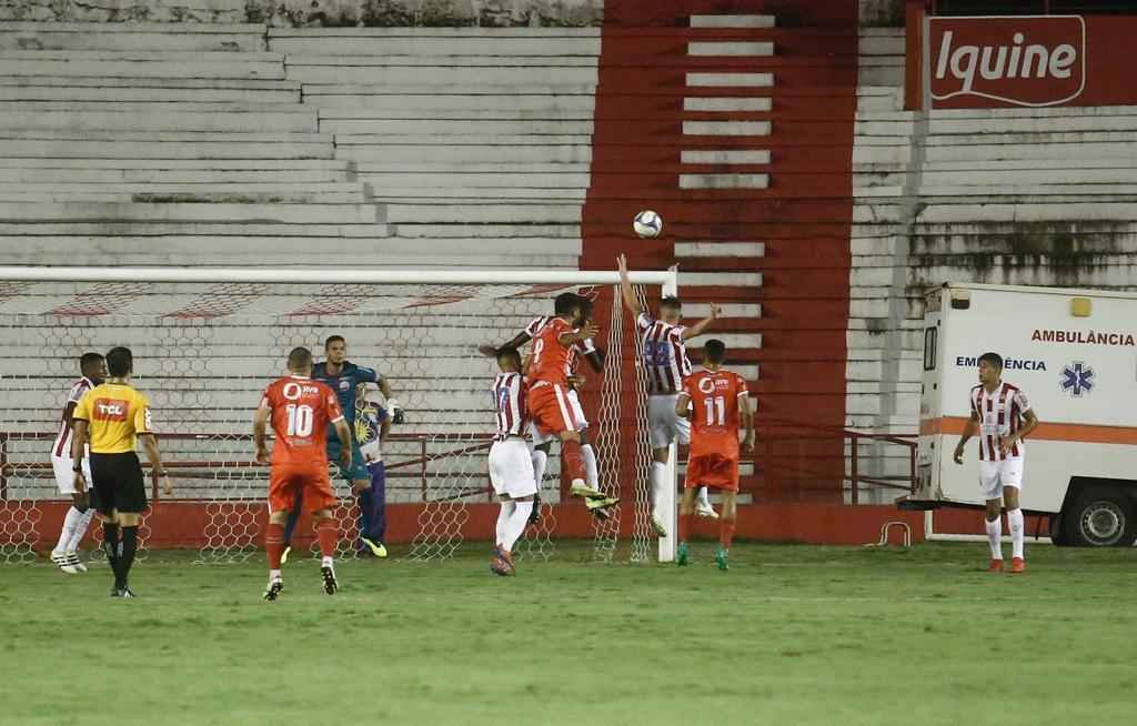 Nutico venceu o Imperatriz-MA aps duas partidas sem vencer, jogando longe de casa, com dois gols de Wallace Pernambucano