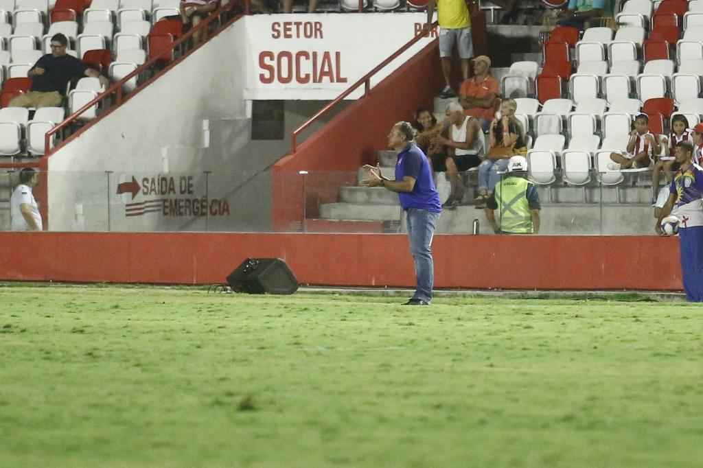 Nutico venceu o Imperatriz-MA aps duas partidas sem vencer, jogando longe de casa, com dois gols de Wallace Pernambucano