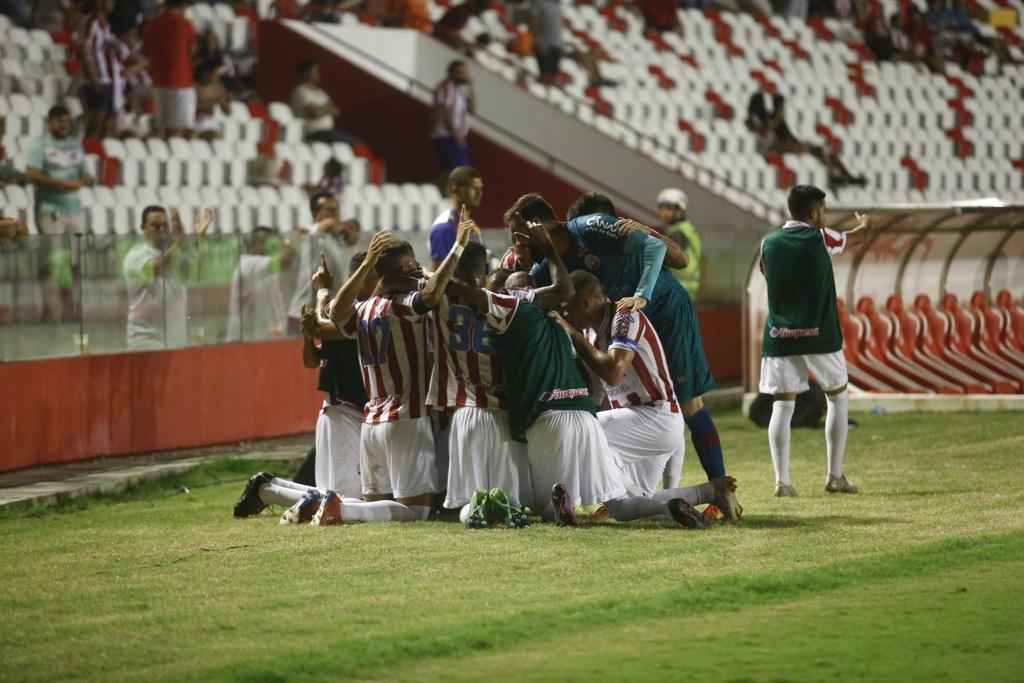 Nutico venceu o Imperatriz-MA aps duas partidas sem vencer, jogando longe de casa, com dois gols de Wallace Pernambucano